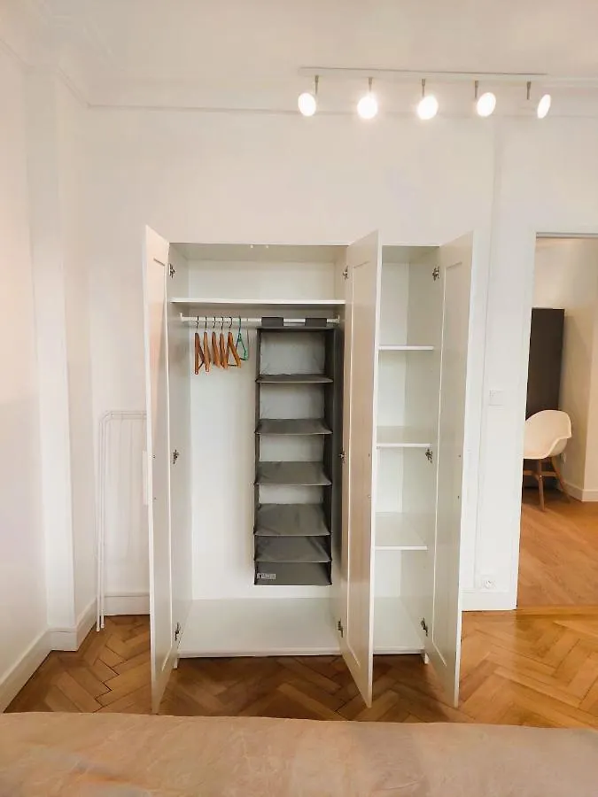 Champon - Lumineux 2 Chambres Avec Garage Prive - Tram A 1 Min Grenoble Apartment