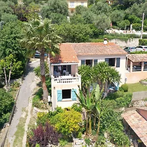 https://charmant-rez-de-villa-en-provence.fr-provencehotel.com