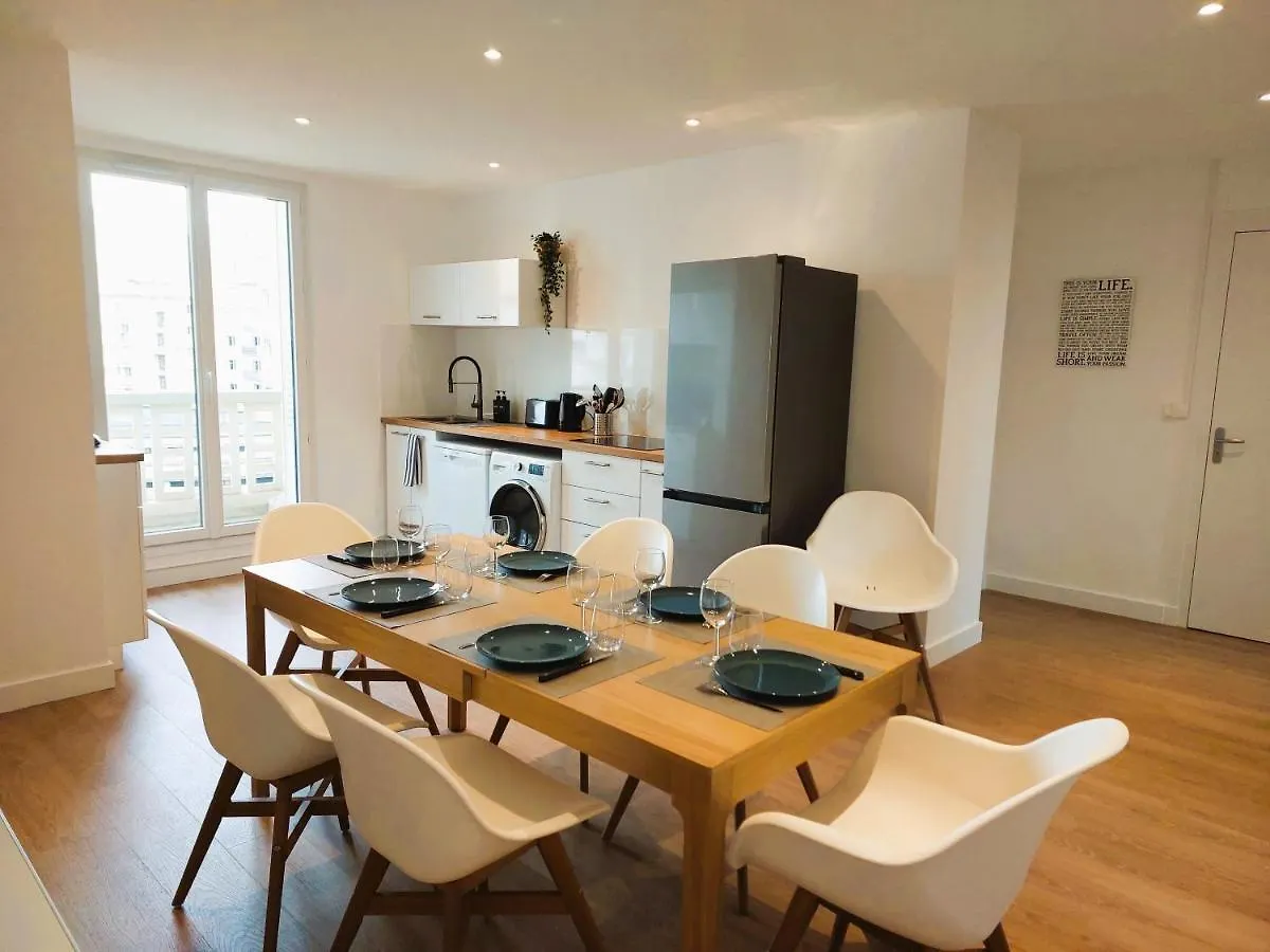 Daire Champon - Lumineux 2 Chambres Avec Garage Prive - Tram A 1 Min Grenoble