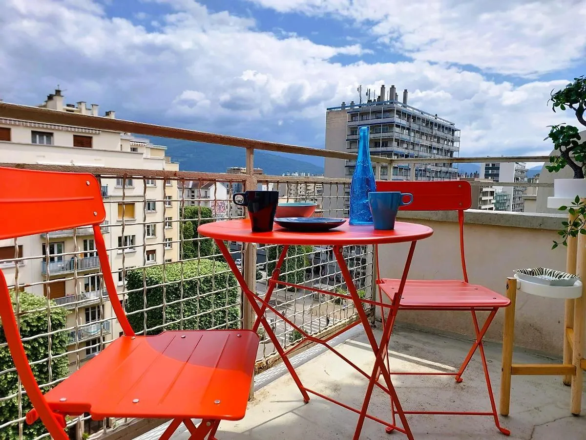 Daire Champon - Lumineux 2 Chambres Avec Garage Prive - Tram A 1 Min Grenoble